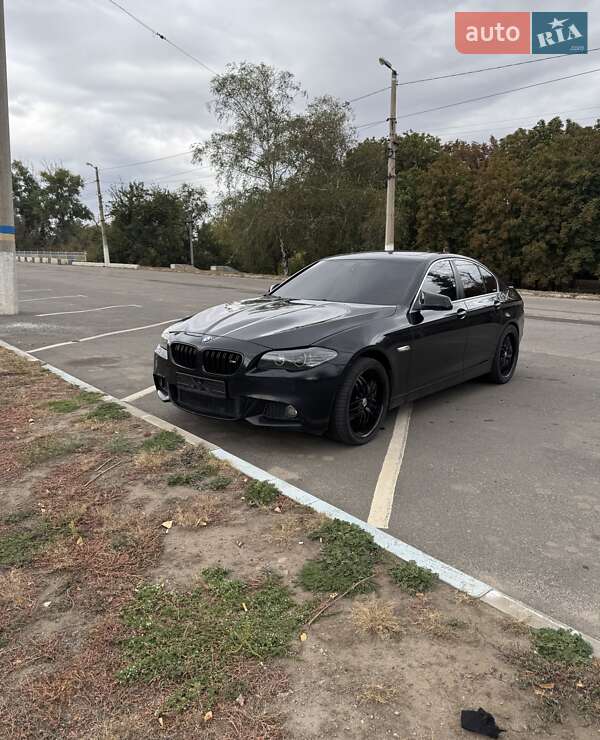 BMW 5 Series 2011 BMW 5 Series 2011