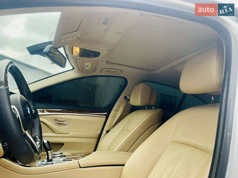 Седан BMW 5 Series 2011 в Ровно