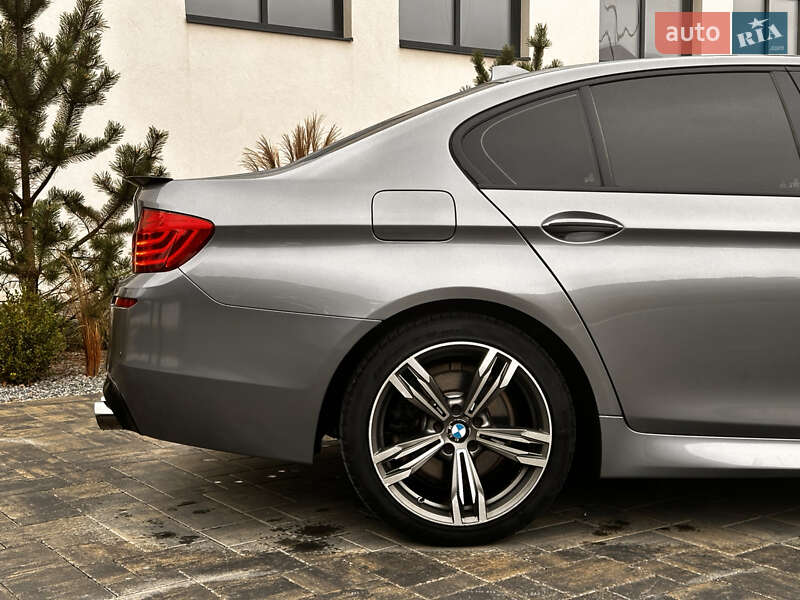 Седан BMW 5 Series 2015 в Луцке