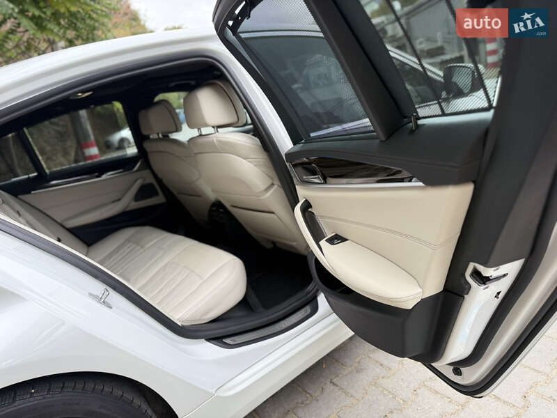 Седан BMW 5 Series 2020 в Одессе
