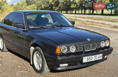 Седан BMW 5 Series 1991 в Знаменке