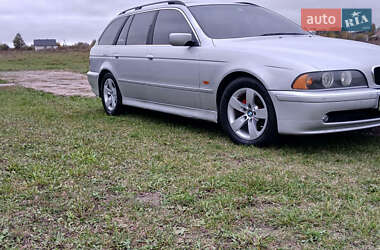 Универсал BMW 5 Series 2001 в Березному