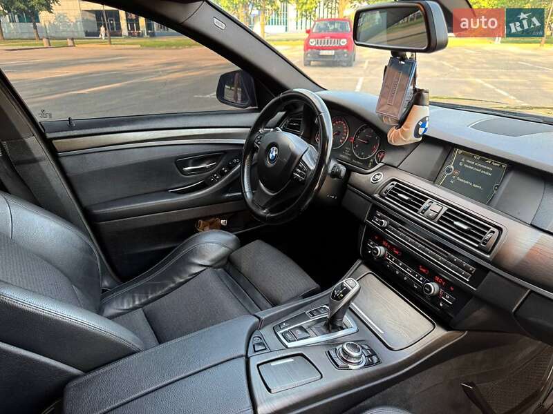 Седан BMW 5 Series 2011 в Кривому Розі