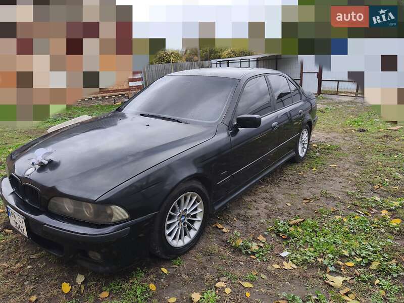 Седан BMW 5 Series 1998 в Ромнах