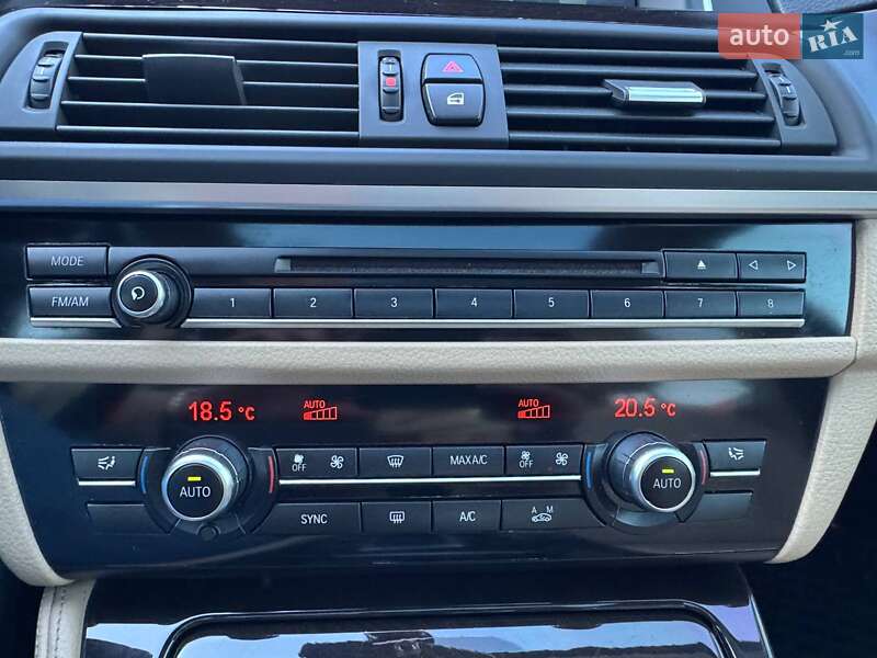 Седан BMW 5 Series 2015 в Киеве