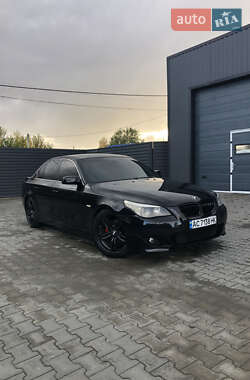 Седан BMW 5 Series 2003 в Торчине