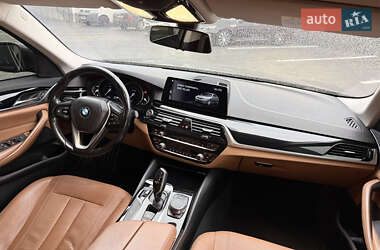 Седан BMW 5 Series 2017 в 