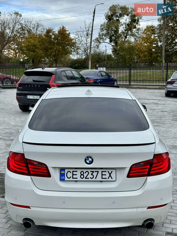 Седан BMW 5 Series 2012 в Черновцах