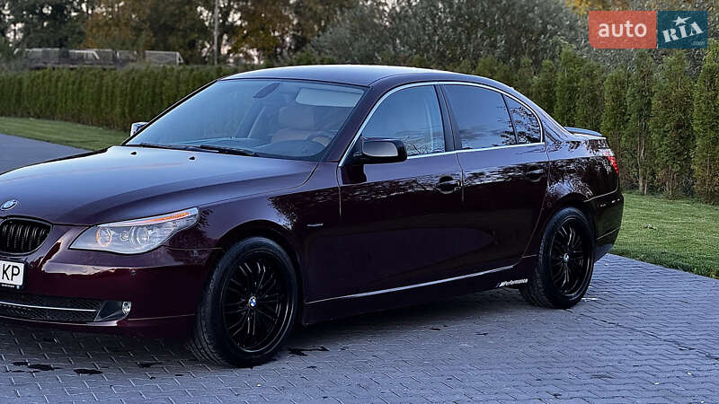 Седан BMW 5 Series 2008 в Зборове
