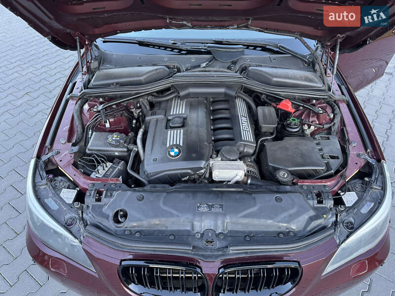 Седан BMW 5 Series 2008 в Зборове