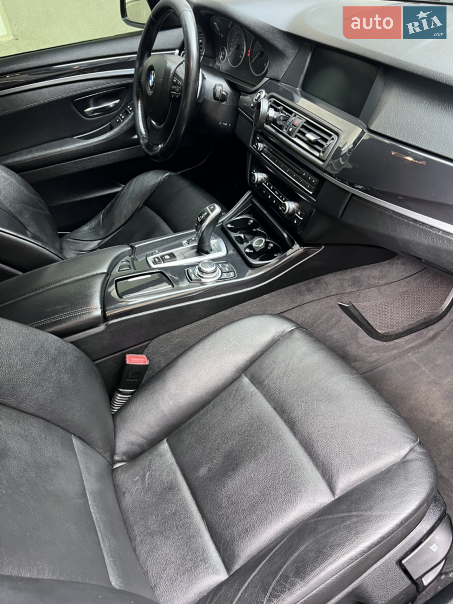 2012 BMW 5er - мініатюра 10