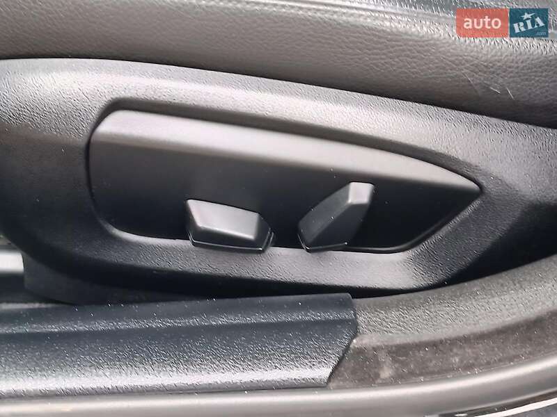 Седан BMW 5 Series 2016 в Харькове