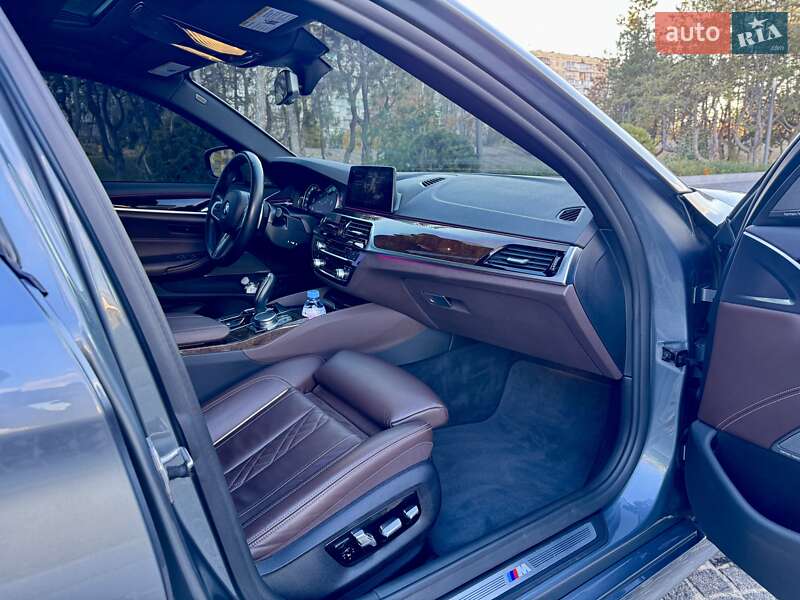 Седан BMW 5 Series 2018 в Днепре фото 23 Седан BMW 5 Series 2018 в Днепре