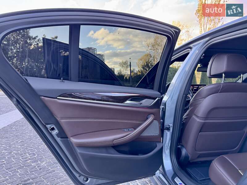 Седан BMW 5 Series 2018 в Днепре фото 35 Седан BMW 5 Series 2018 в Днепре