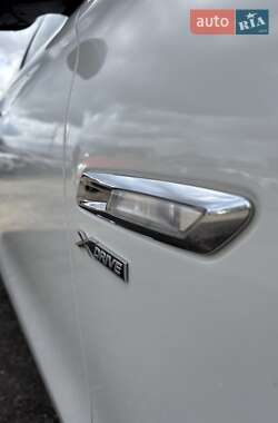 Седан BMW 5 Series 2012 в 