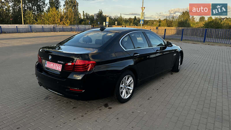 Седан BMW 5 Series 2015 в Ковелі