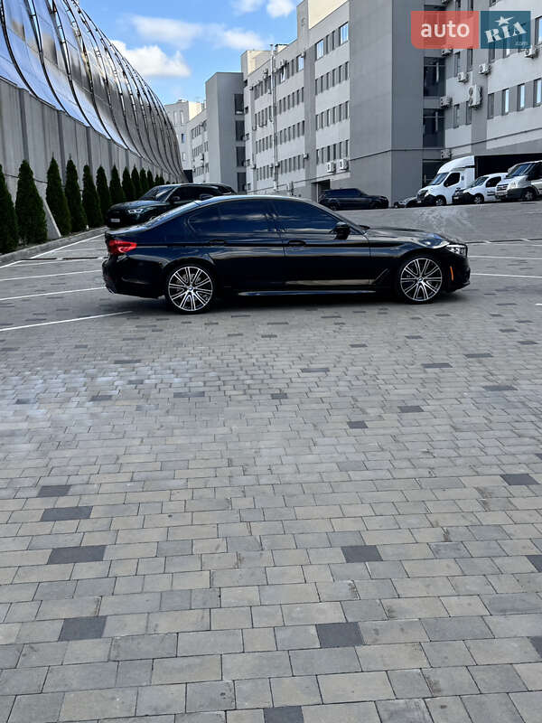 Седан BMW 5 Series 2018 в Дніпрі
