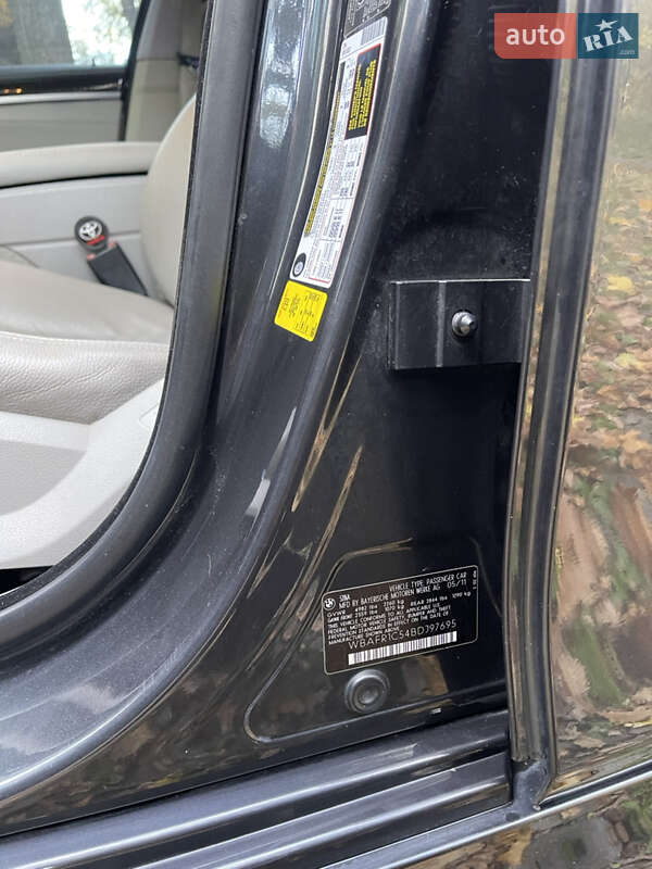 Седан BMW 5 Series 2011 в Харькове