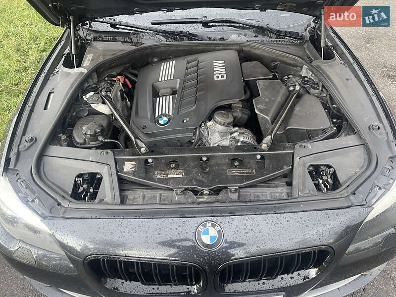 Седан BMW 5 Series 2011 в Харькове