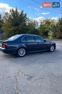 Седан BMW 5 Series 2001 в 