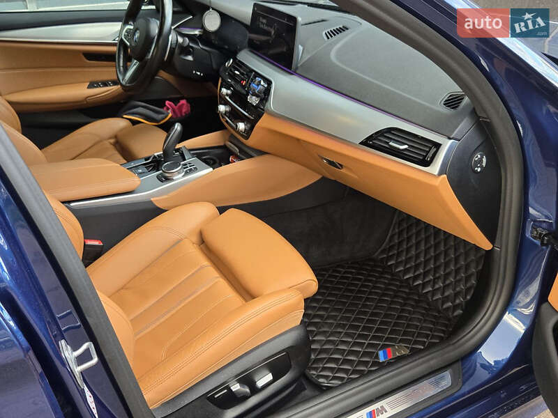 Седан BMW 5 Series 2021 в Киеве