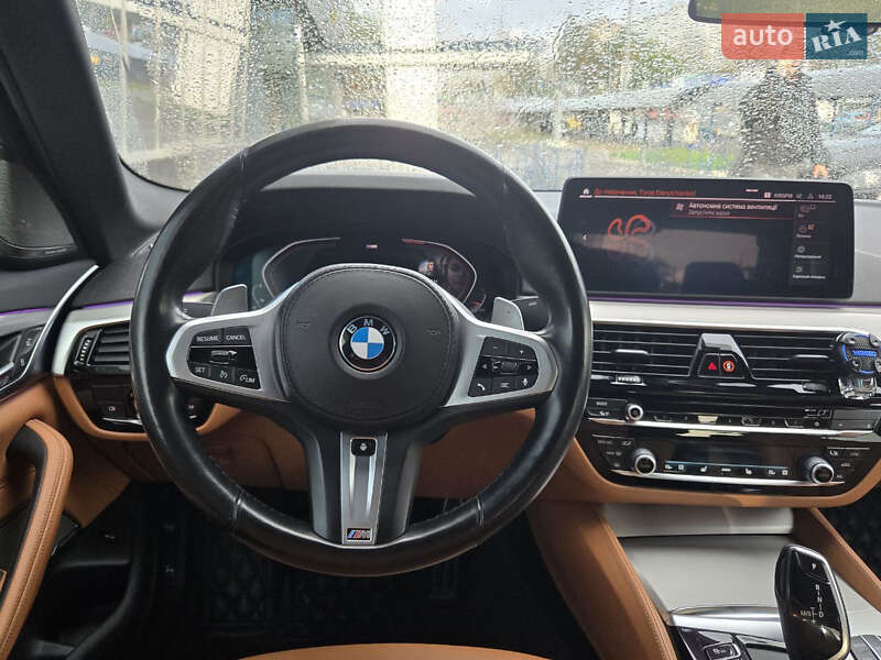 Седан BMW 5 Series 2021 в Киеве