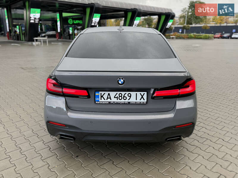 Седан BMW 5 Series 2020 в Киеве
