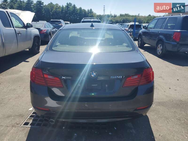 Седан BMW 5 Series 2016 в Львове