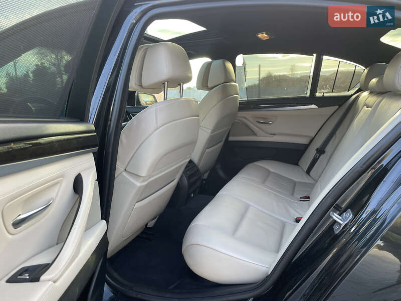 Седан BMW 5 Series 2012 в Вышгороде фото 15 Седан BMW 5 Series 2012 в Вышгороде