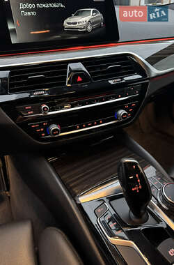 Седан BMW 5 Series 2018 в 