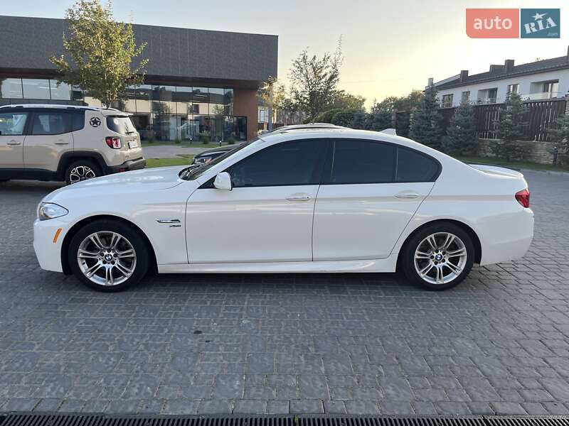 Седан BMW 5 Series 2012 в Львове