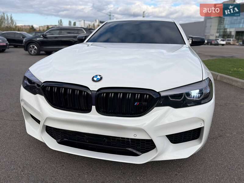 Седан BMW 5 Series 2017 в Кривом Роге