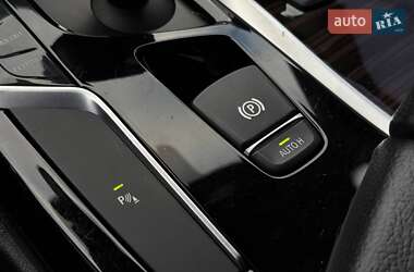 Седан BMW 5 Series 2017 в 