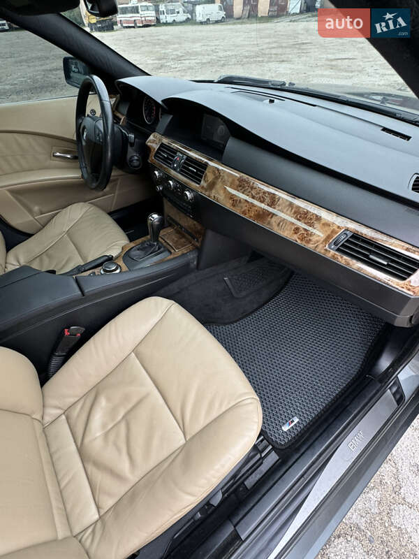 Седан BMW 5 Series 2005 в Тернополі
