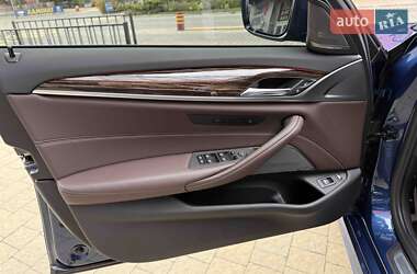 Седан BMW 5 Series 2021 в 