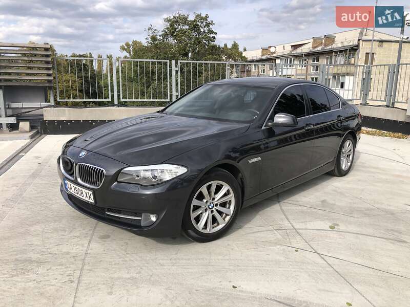 BMW 5 Series 2012