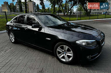 Седан BMW 5 Series 2013 в 
