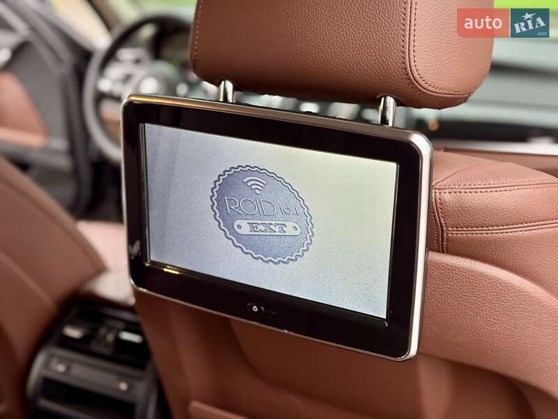 Седан BMW 5 Series 2015 в Киеве