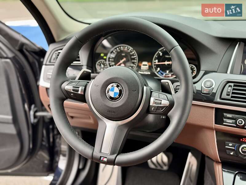 Седан BMW 5 Series 2015 в Киеве