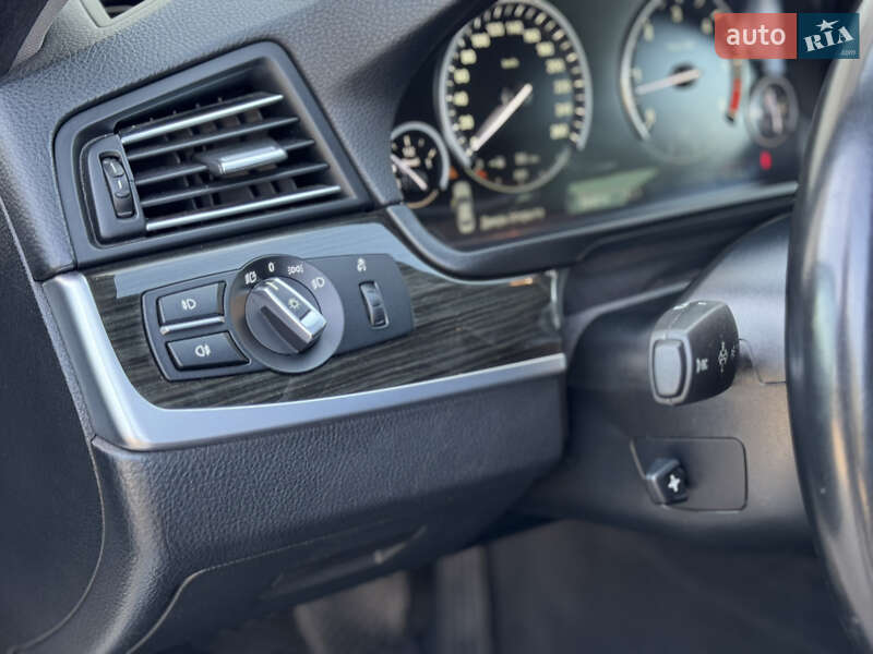 Седан BMW 5 Series 2014 в Сарнах