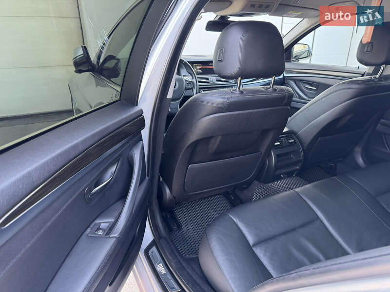 Седан BMW 5 Series 2014 в Сарнах