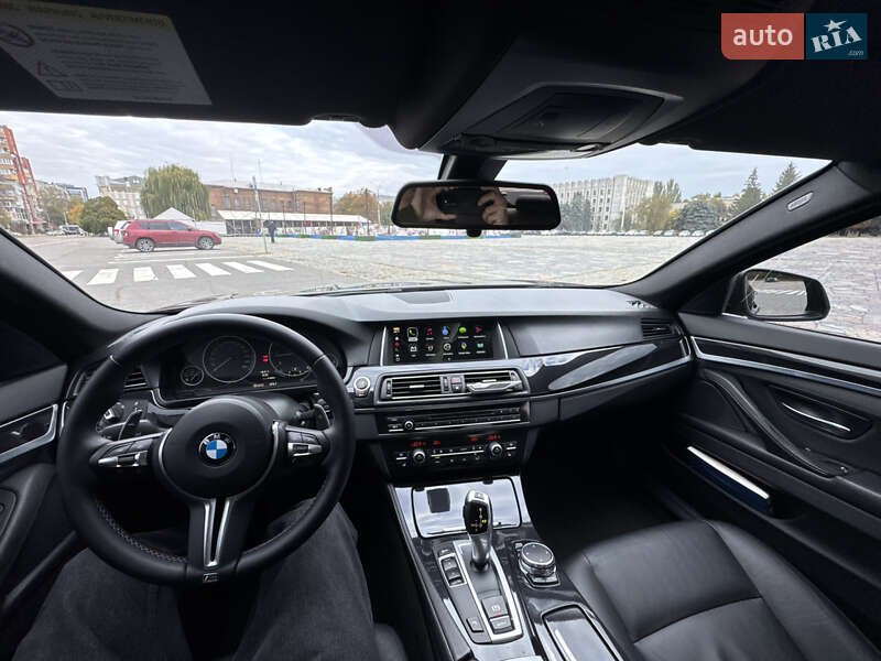 Седан BMW 5 Series 2014 в Кременчуці