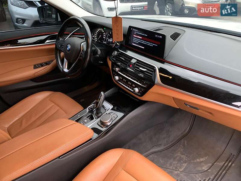 Седан BMW 5 Series 2017 в Виннице фото 36 Седан BMW 5 Series 2017 в Виннице