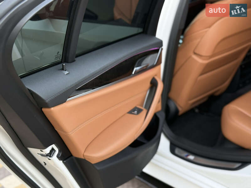 Седан BMW 5 Series 2017 в Миколаєві