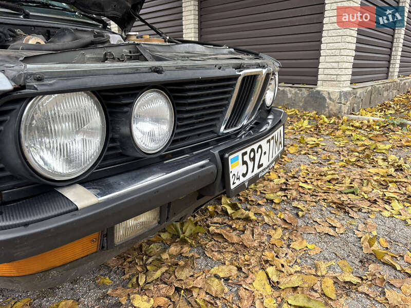 Седан BMW 5 Series 1986 в Знаменке