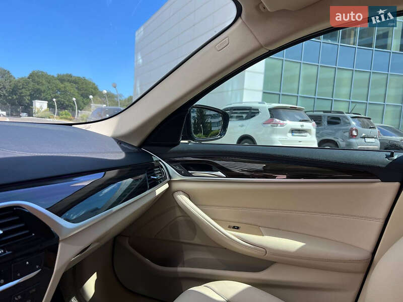 Седан BMW 5 Series 2017 в Одесі фото 24 Седан BMW 5 Series 2017 в Одесі