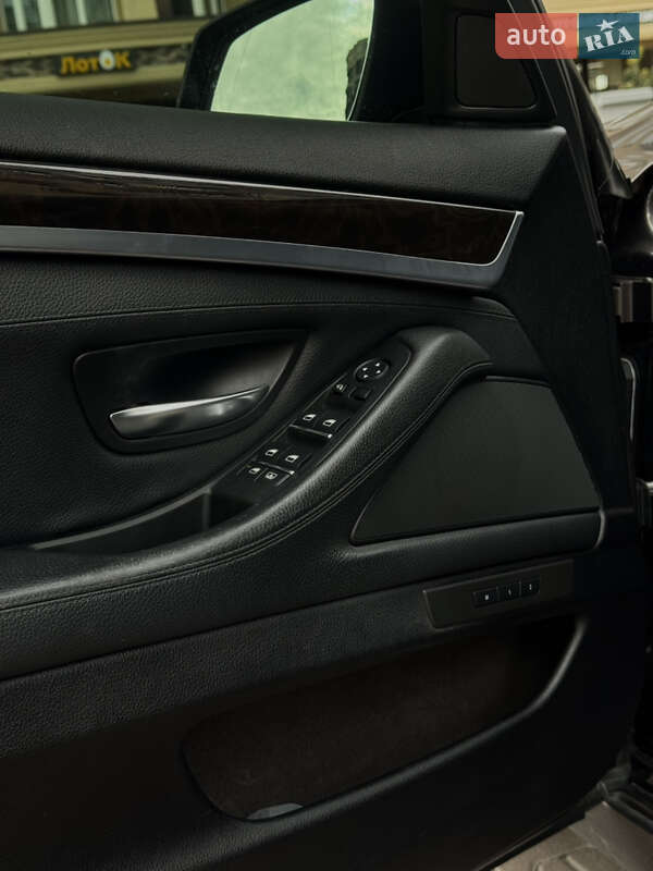 Седан BMW 5 Series 2010 в Києві