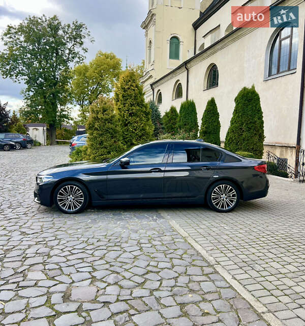 Седан BMW 5 Series 2017 в Львове