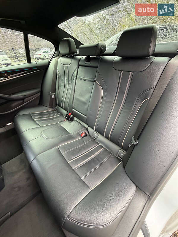 Седан BMW 5 Series 2019 в Киеве фото 24 Седан BMW 5 Series 2019 в Киеве