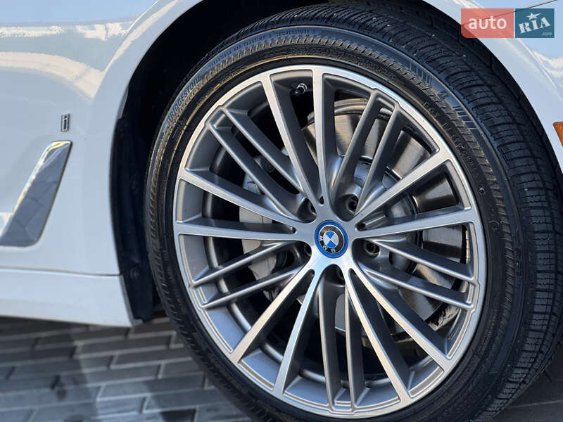 Седан BMW 5 Series 2018 в Ровно фото 17 Седан BMW 5 Series 2018 в Ровно